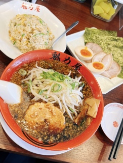 ���R���V