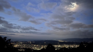 �����͓o�R���ɒO��I